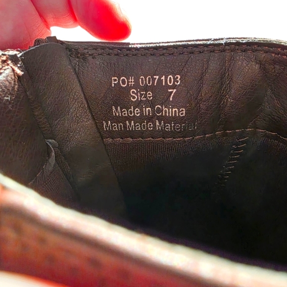 Journee Collection Brand New Brown Ankle Booties with Decorative Straps Size 7 - Picture 7 of 7